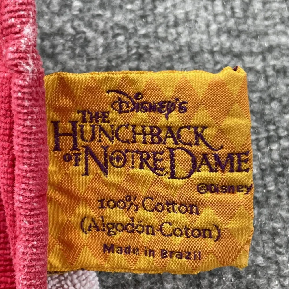 The Hunchback of Notre Dame Towel Esmeralda Beach Vintage 90's Disney 44 X 21‎